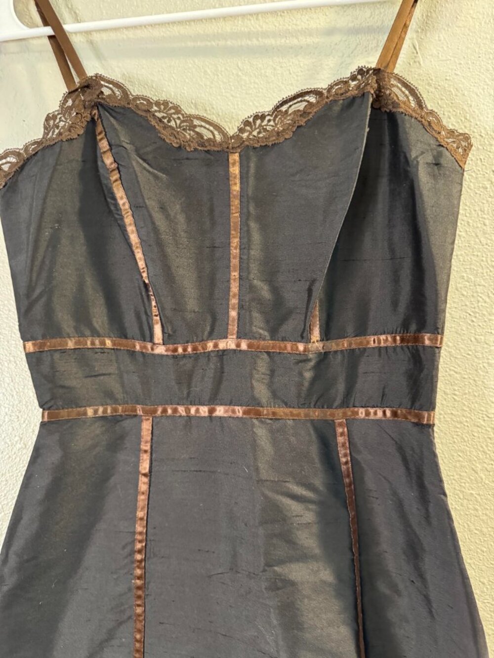 Vintage Betsey Johnson 1990s Brown Lace & Brown Trim Corset Slip Dress | Sz 6 - Picture 4 of 7